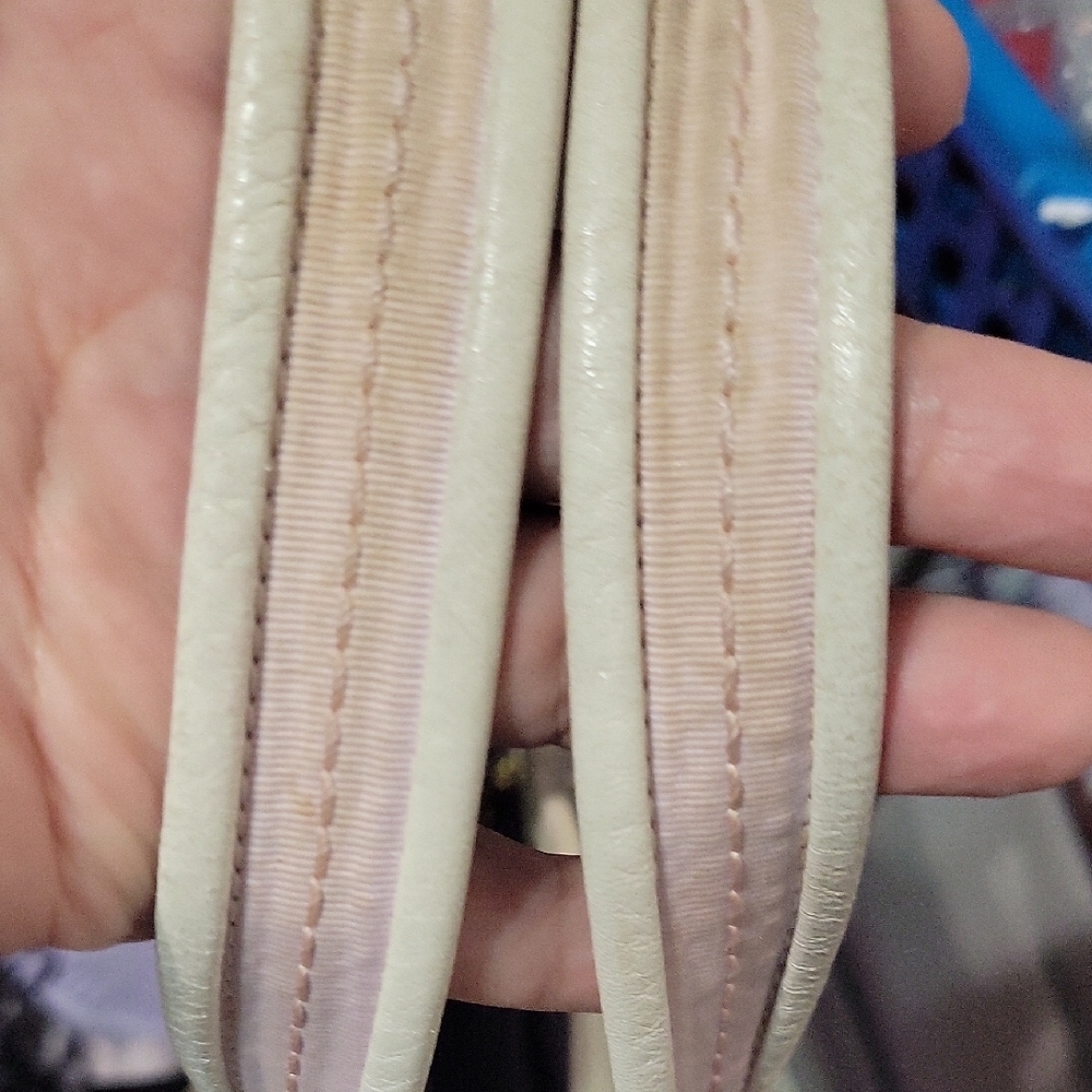 Coach Poppy Straw Beige and White Signature Tote. - Picture 8 of 14